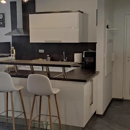 Ikon * Хайдусобосло