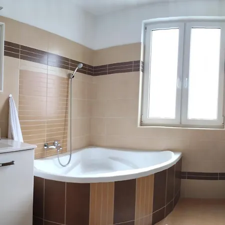 Apartment Ikon *